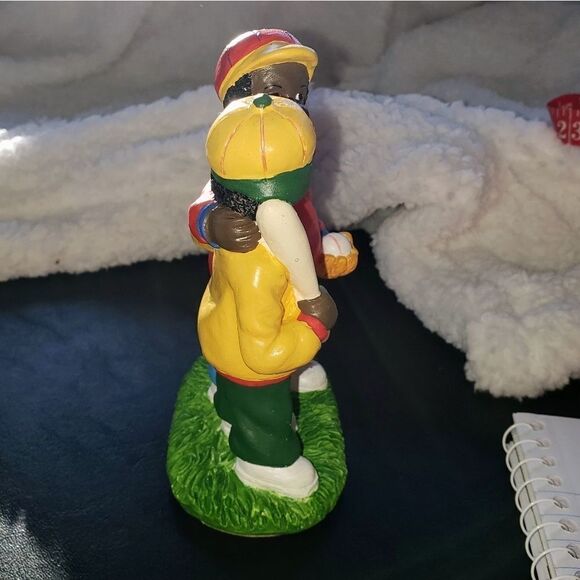 African American Figurine   - Picture 2 of 8